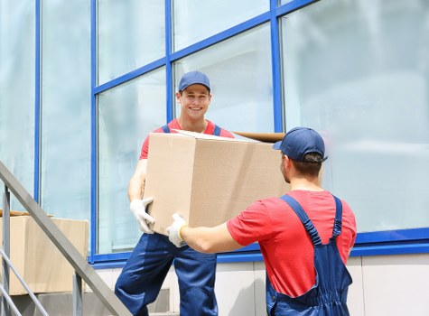 Packing boxes and moving supplies for homes in New Malden