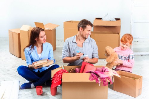 Flexible New Malden man with a van handling household items