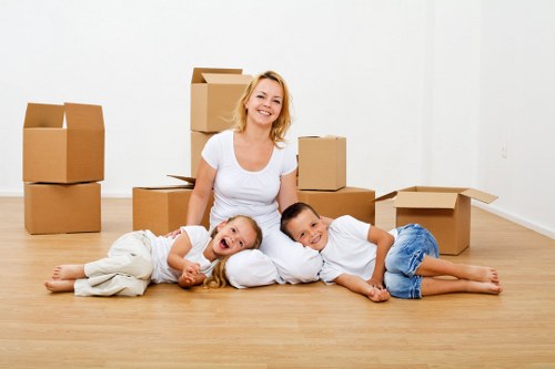 Local moving support for a house move in New Malden