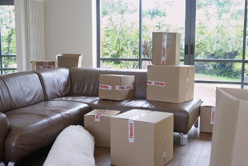 Local moving day service for flats and houses around New Malden